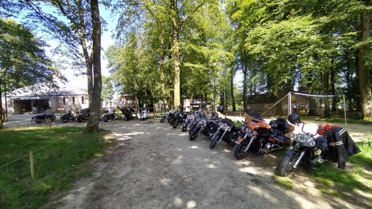 L'Etape En Foret Saint-Sever-Calvados Exteriör bild